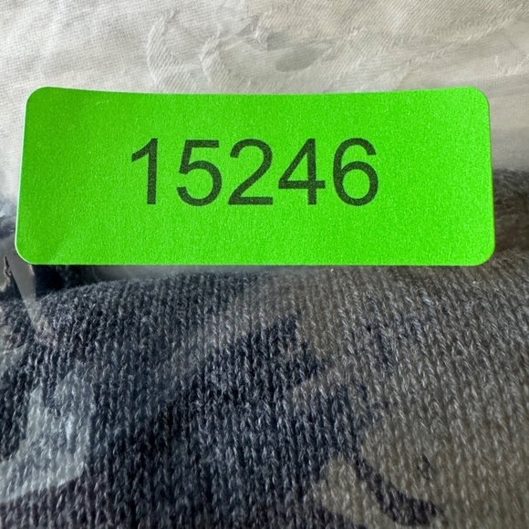 Old Navy‎ Women's Gray Long Sleeve Knit Lightweight Sweater Medium Rolled Neck - Picture 12 of 12